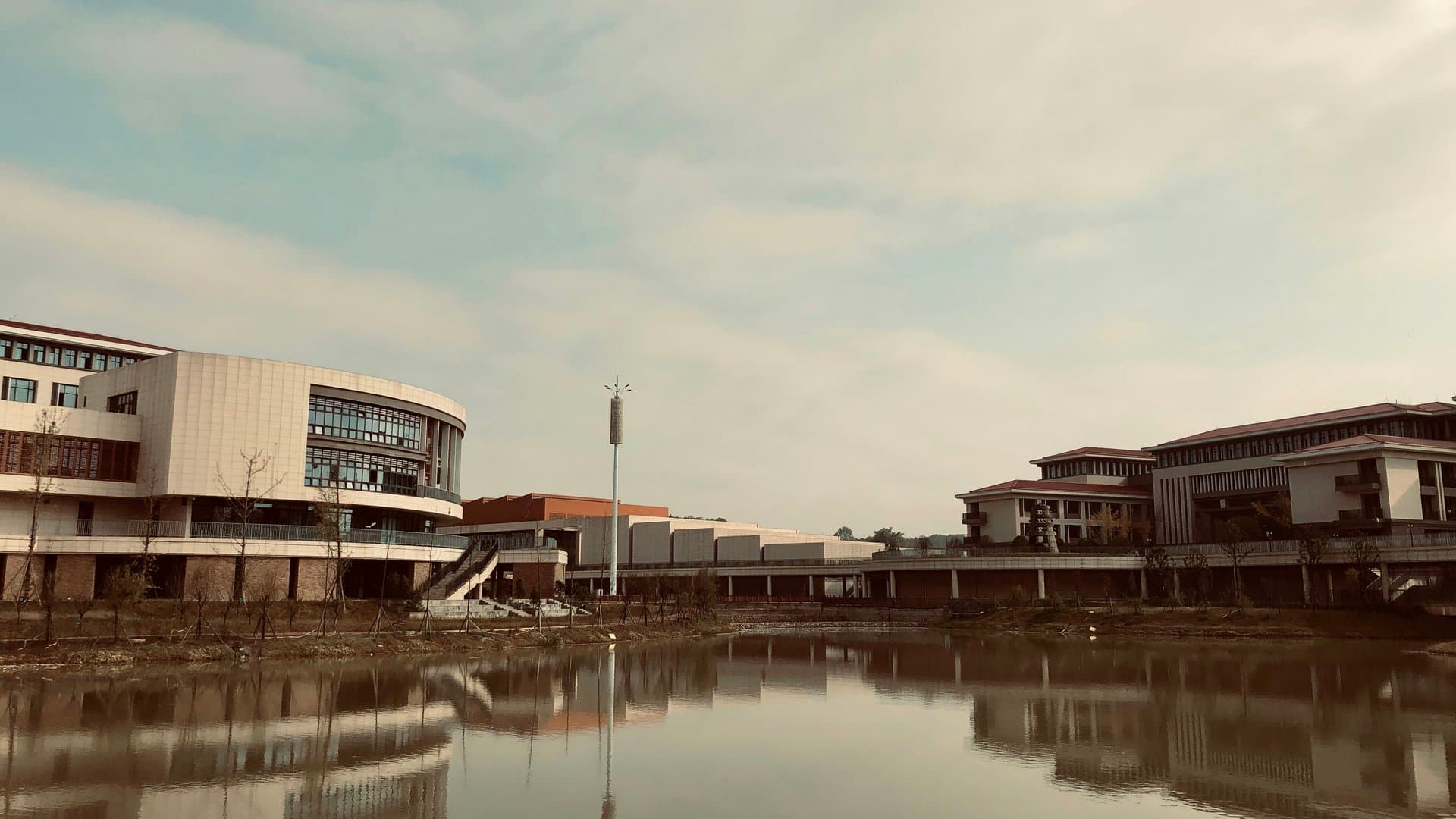 Wolverhampton cityscape - Find self-storage in Wolverhampton